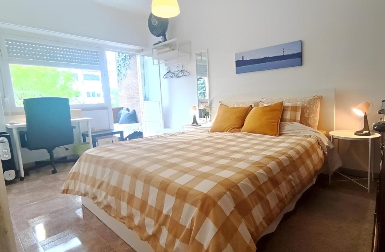 Privatunterkunft Cama Queen Benfica Em Familiar - Casa De Banho Compartilhada - Temos Cao *
